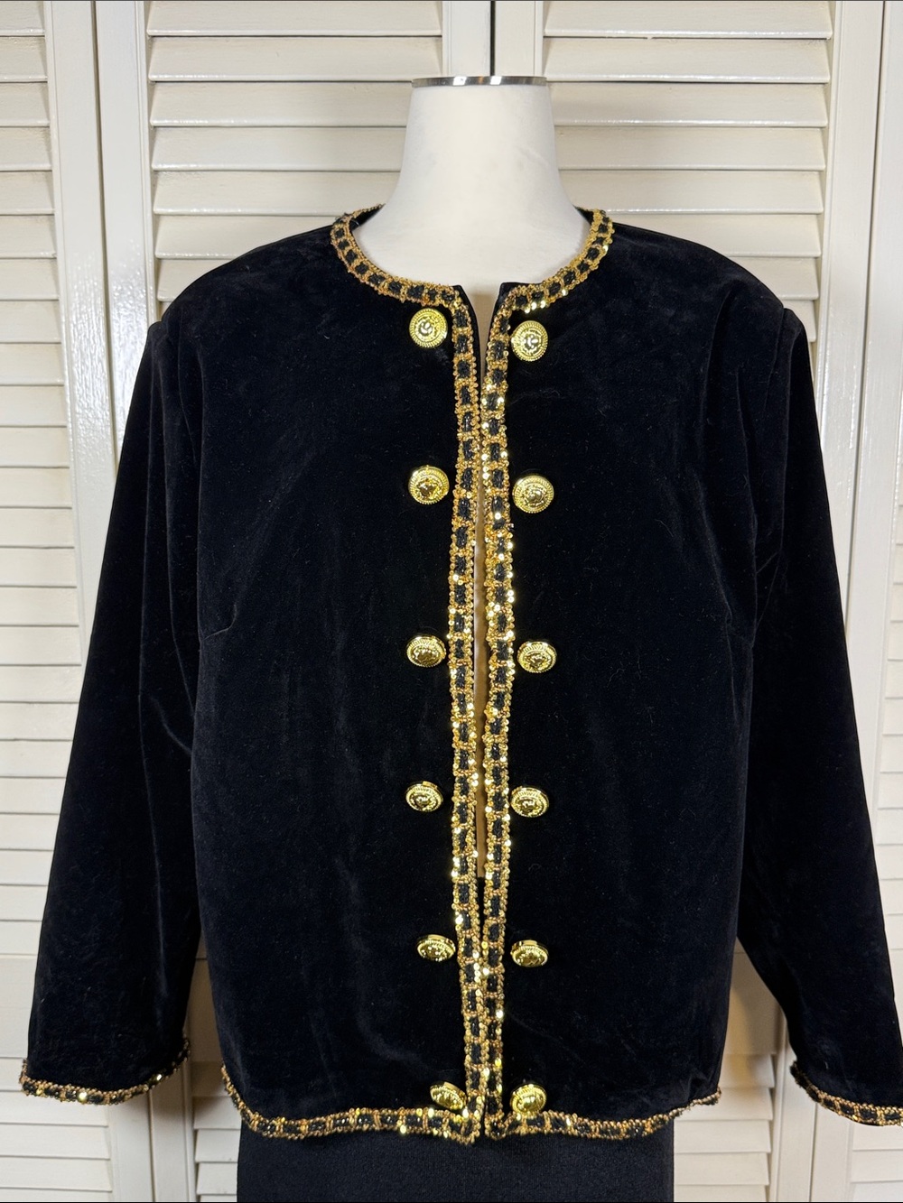 NWT Oshoplive Black Velvet Evening Jacket Gold Sequin Trim Metallic Buttons 1XL